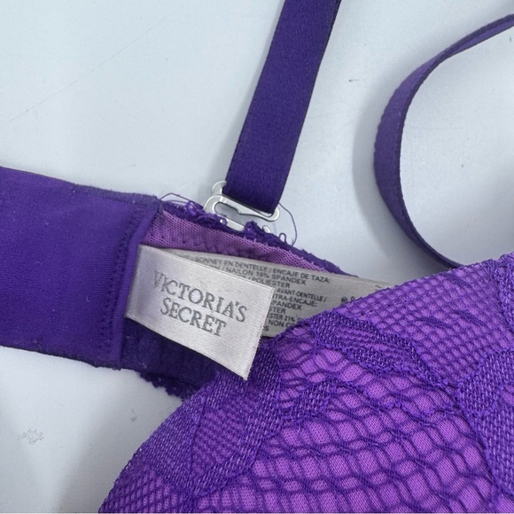 Victoria's Secret Purple Bra with Molded Cups and Adjustable Straps - Picture 3 of 7